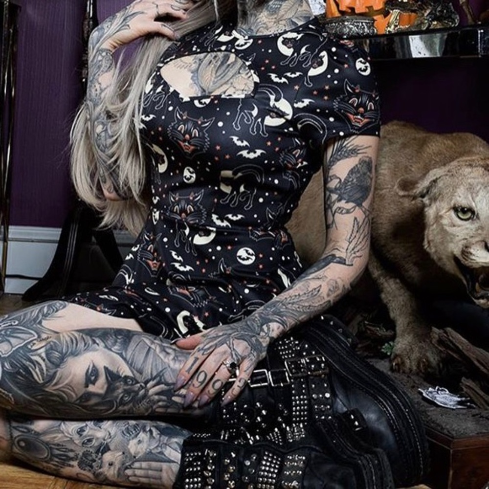 Sour puss black key hole dress 2018